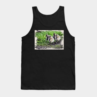 Chick on a hike / Maléa is looking for the goblin - children's book WolfArt Tank Top